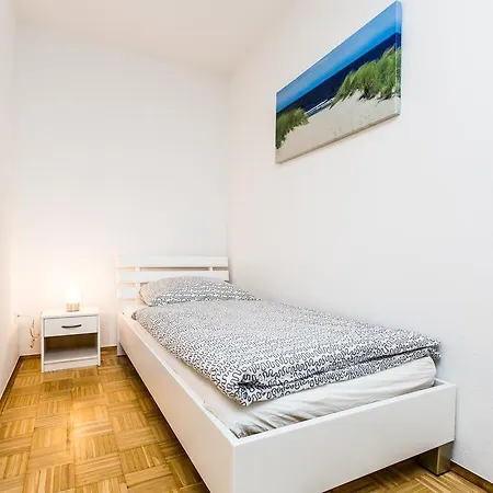 Apartamento Work & Monheim
